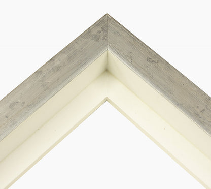 605.7997 cadre en bois blanc et argent mesure de profil 60x55 mm Lombarda cornici S.n.c.